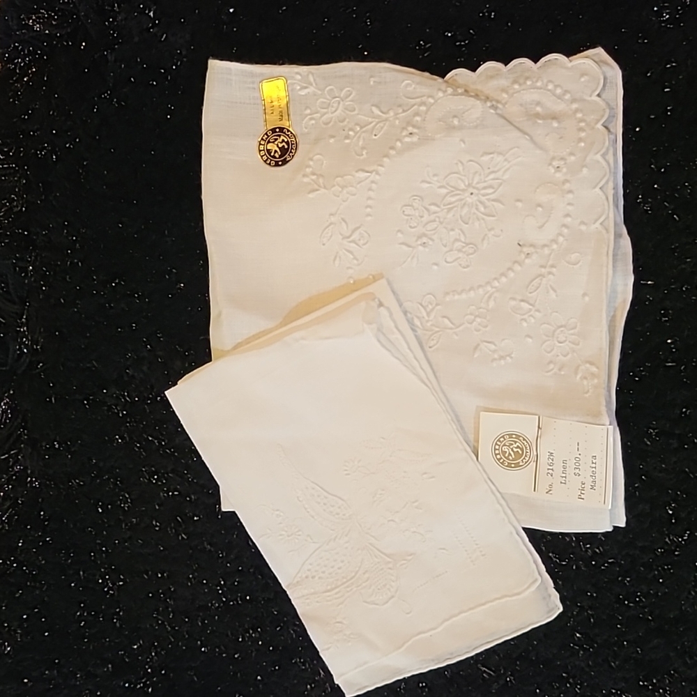 Unique Hankie duo